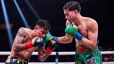 Brandon Figueroa impressively defeats Mark .